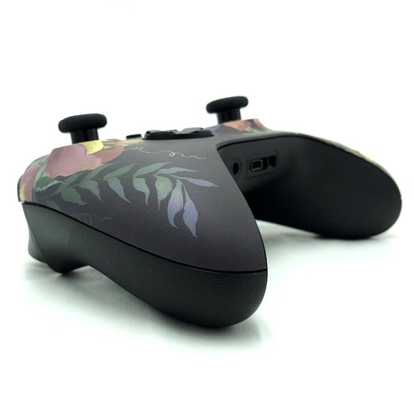 Custom Microsoft Xbox Series X / S Wireless Controller - Butterfly Garden - Picture 6 of 8
